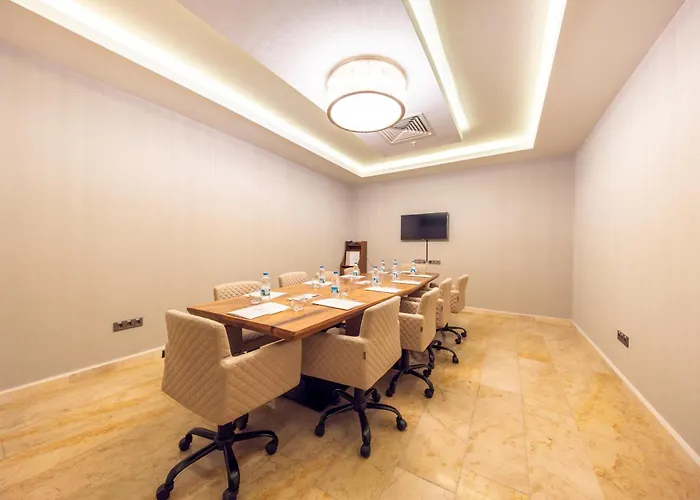 Hotel Baskent Center 4*